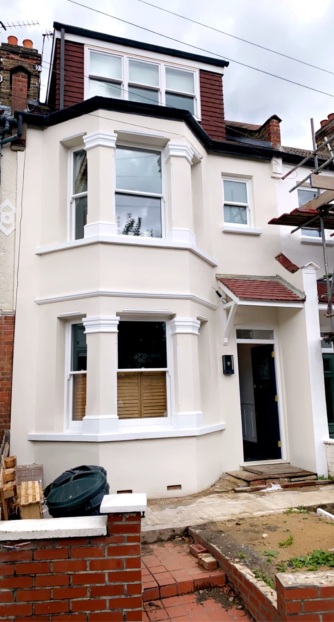 Finished Victorian bay frontage after decorating